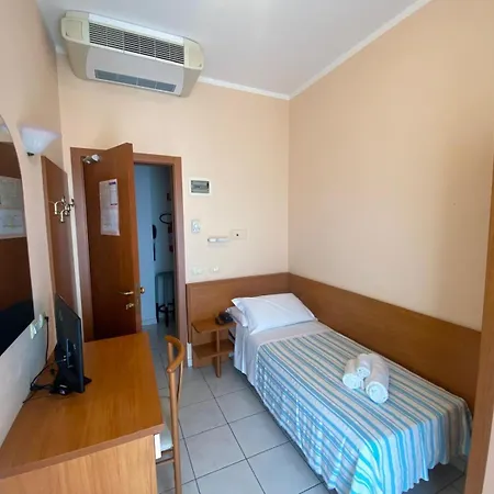 Harry's Hospitality Riccione-fronte Mare 3*
