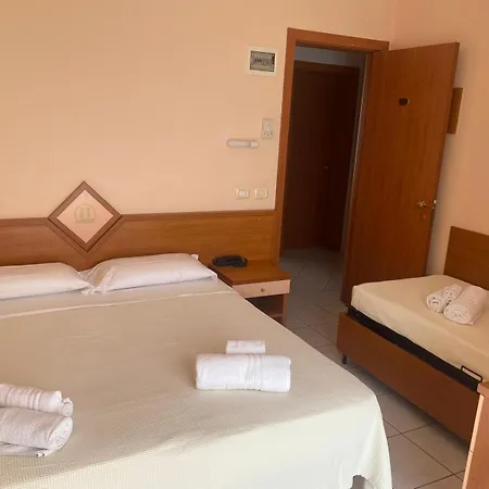 Harry's Hospitality Riccione-fronte Mare 3*